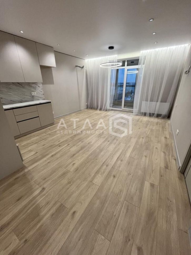 3-комн квартира Лозицкой ул, 1А