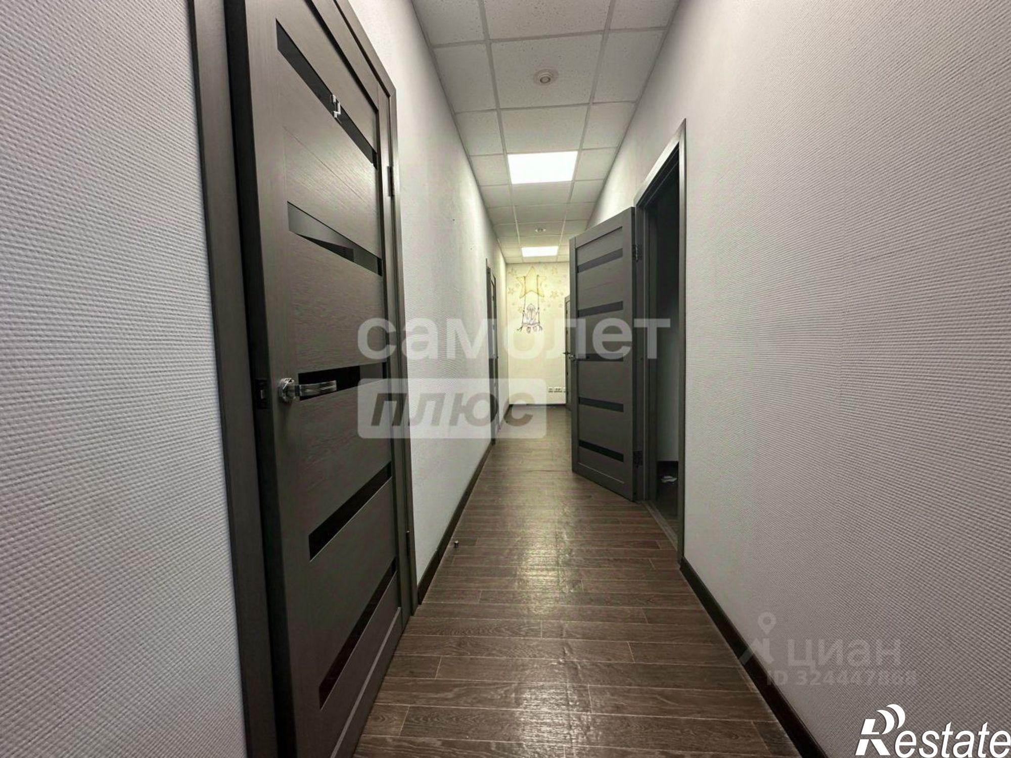 Сдать офис, помещение под офис за 127 200 рублей на ул Калинина, 4