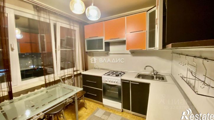 3-комн квартира пр-кт Строителей, 138,  д. 138