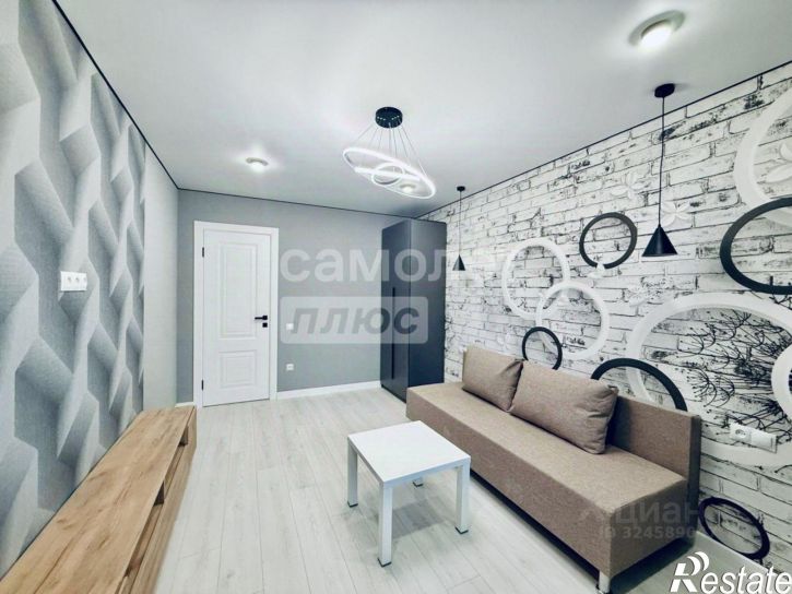 2-комн квартира пр-кт Победы, 27,  д. 27