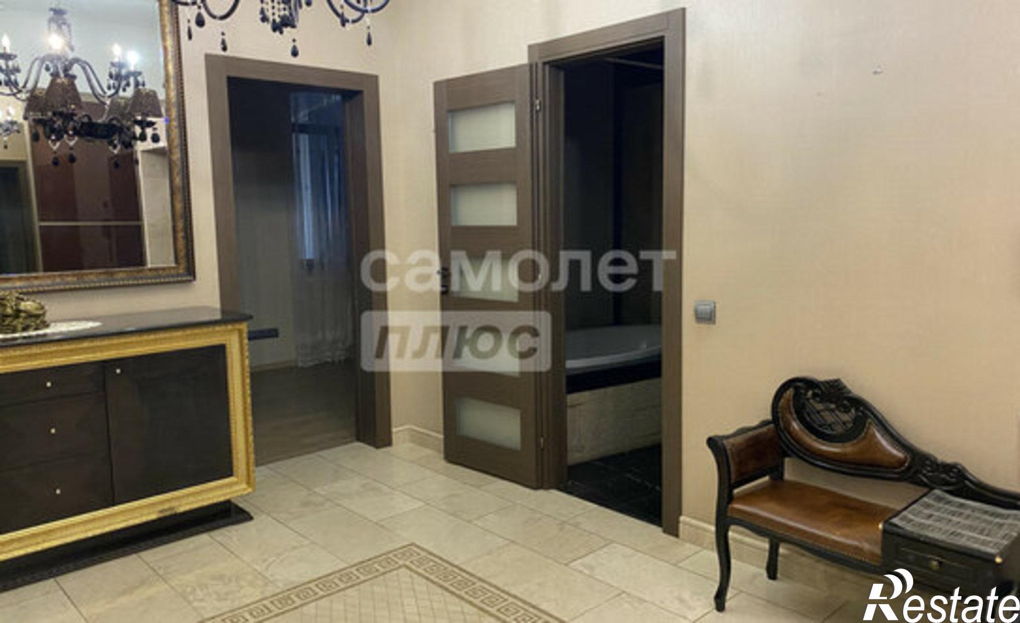 Купить квартиру за 24 500 000 рублей на ул Московская, 5