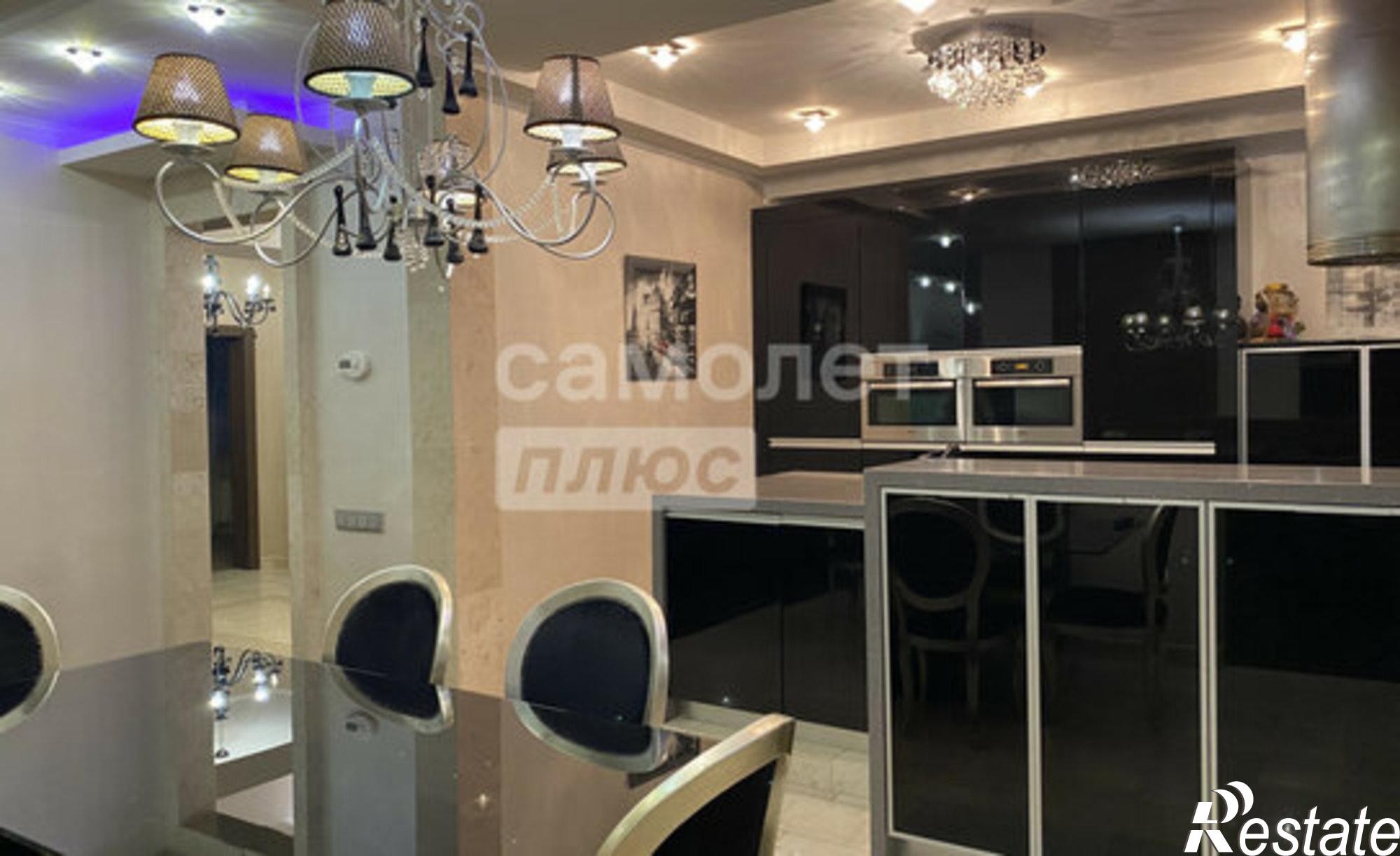 Купить квартиру за 24 500 000 рублей на ул Московская, 5