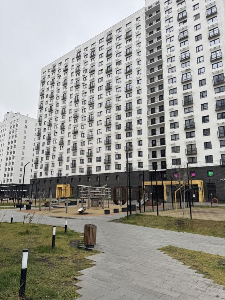 Студия Яшиной ул, 6