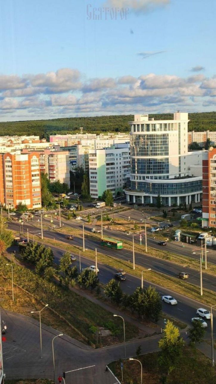 2-комн квартира Строителей пр-кт, 97