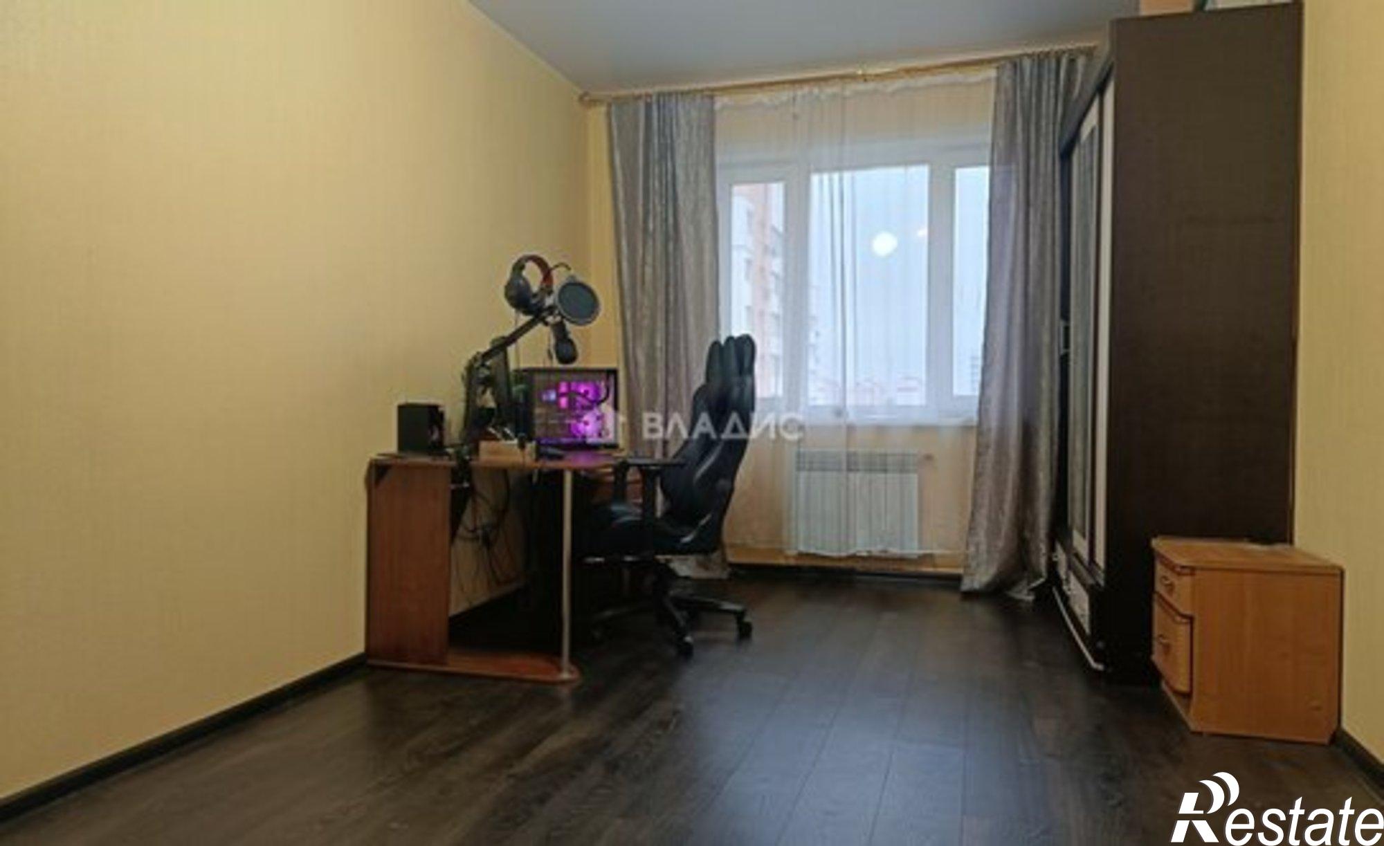 Купить квартиру за 6 300 000 рублей на ул Антонова, 24