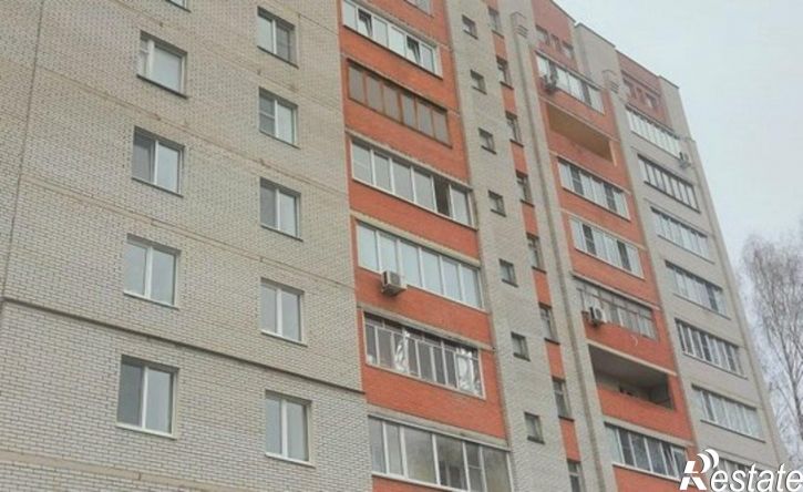 3-комн квартира пр-кт Строителей, 70,  д. 70