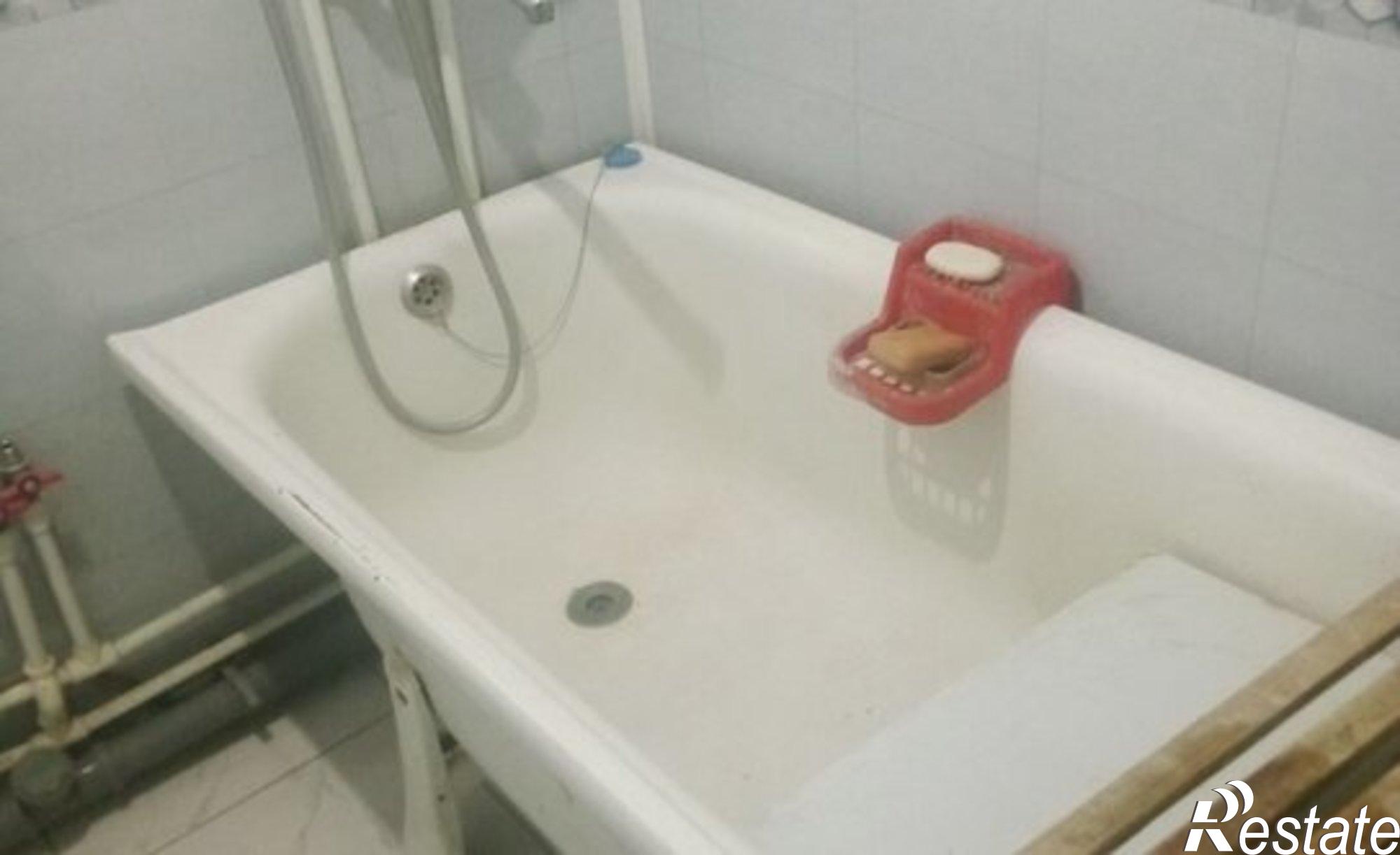 Купить квартиру за 2 330 000 рублей на ул Одесская, 5