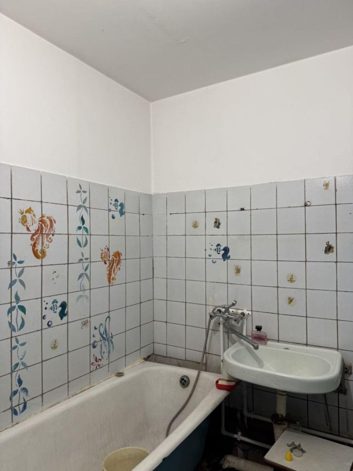 1-комн квартира Кижеватова ул, 9