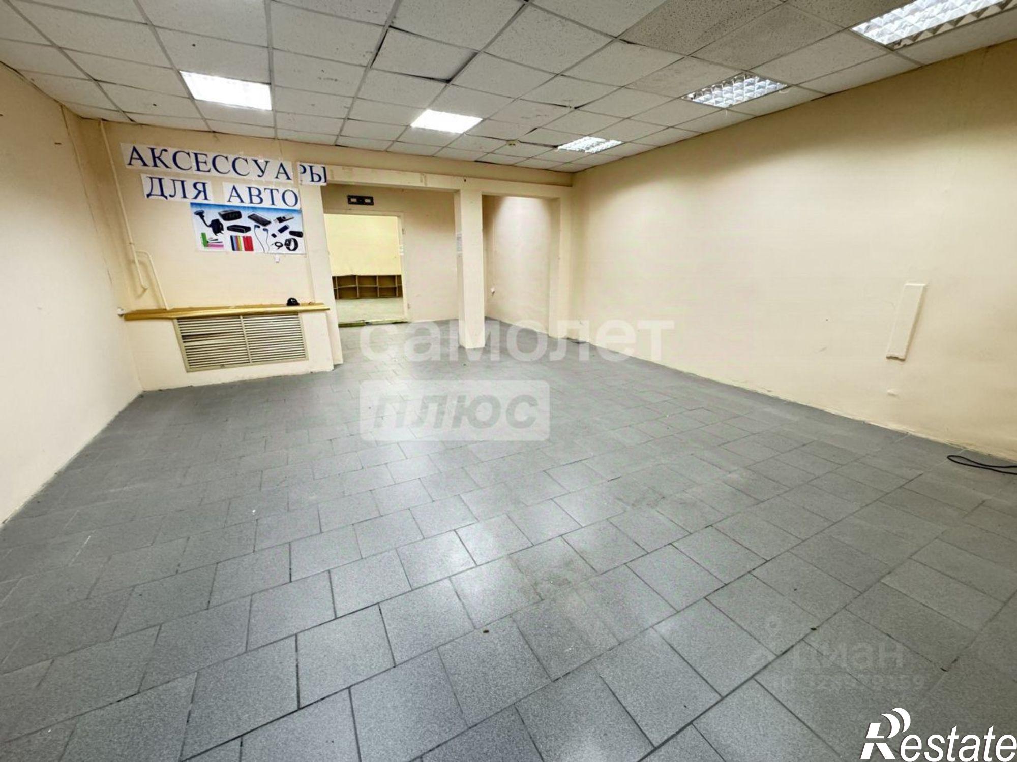 Купить торговое помещение за 8 285 240 рублей на ул Перспективная, 1А 1
