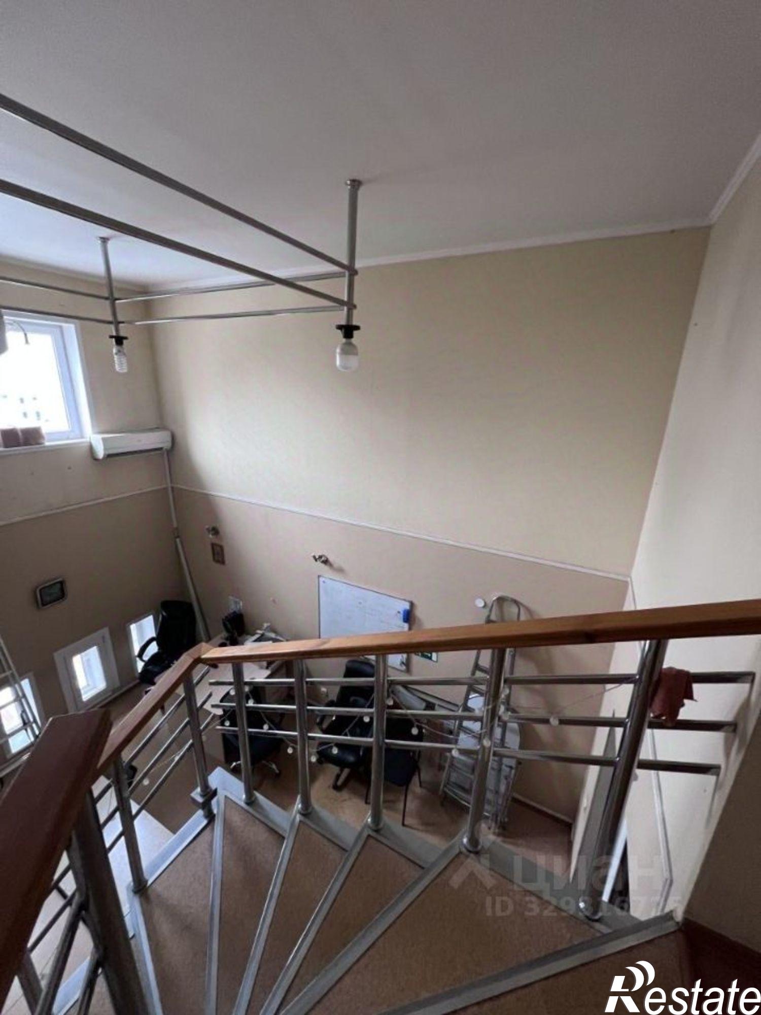Купить офис, помещение под офис за 14 672 900 рублей на ул Гладкова, 10