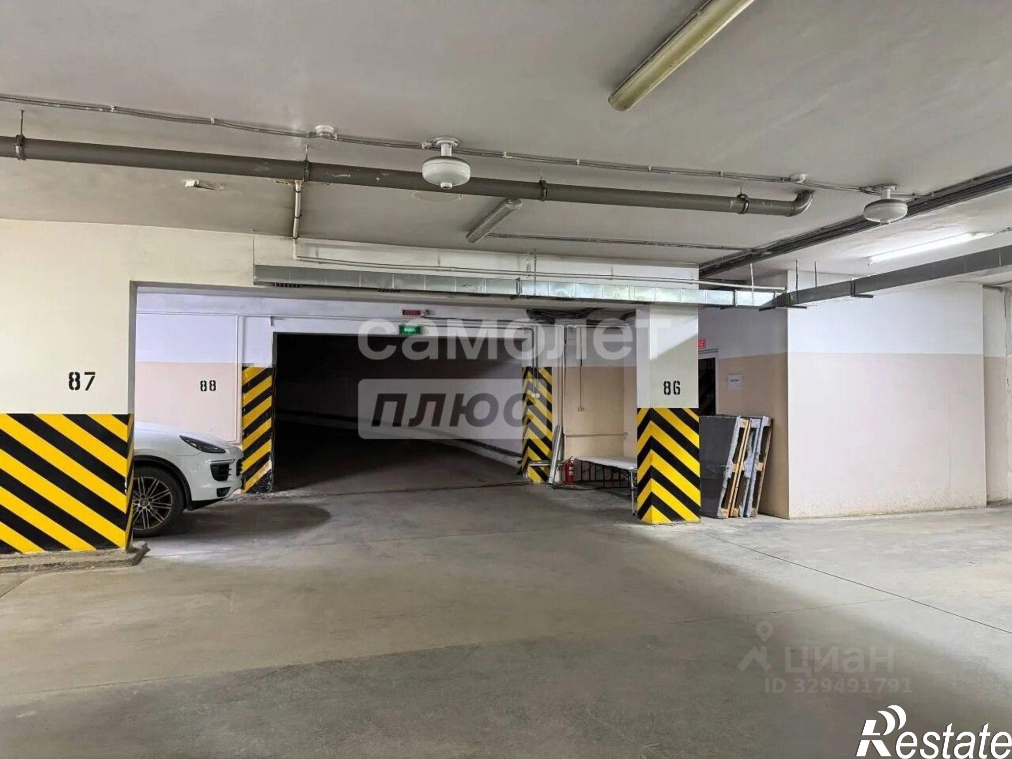 Купить гараж, место в паркинге за 2 413 800 рублей на ул Пушкина, 7