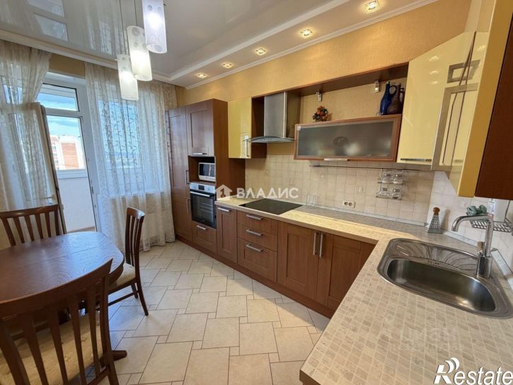 3-комн квартира ул Красная, 49,  д. 49