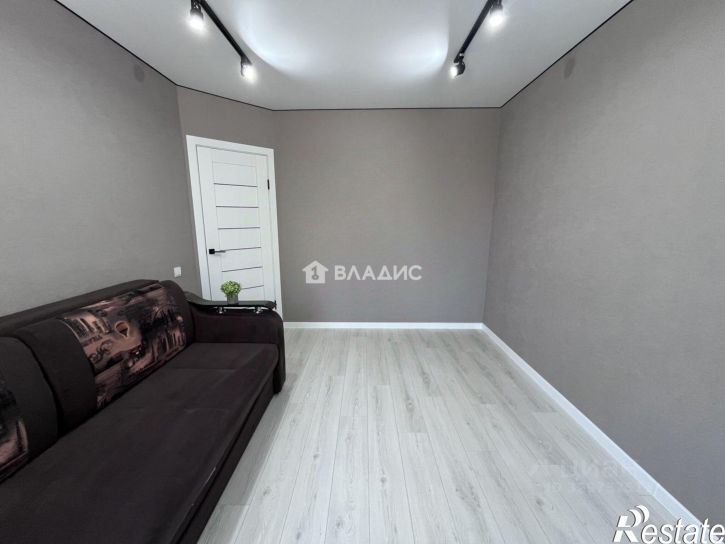 2-комн квартира ул Толстого, 10,  д. 10