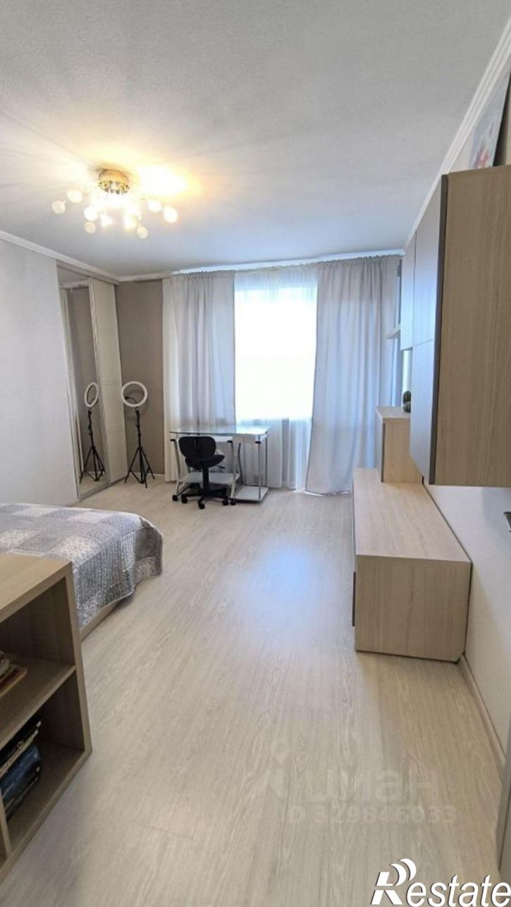 3-комн квартира ул 8 Марта, 17,  д. 17