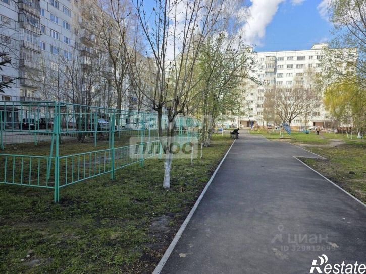 3-комн квартира пр-кт Строителей, 35,  д. 35