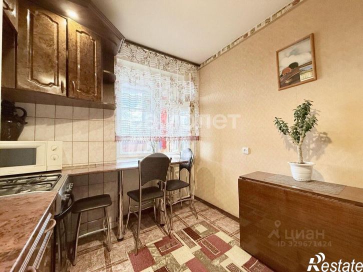 2-комн квартира пр-кт Победы, 115,  д. 115