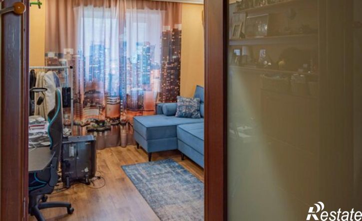 3-комн квартира улица Антонова, 27,  д. 27