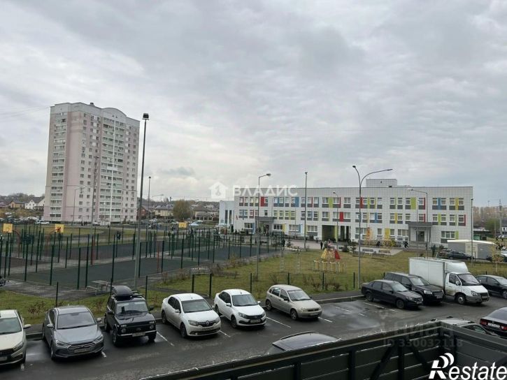 3-комн квартира ул Генерала Глазунова, 4,  д. 4