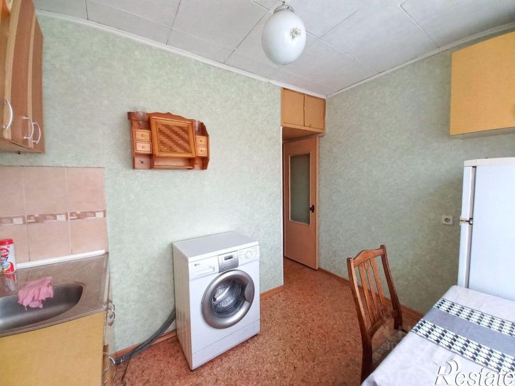 2-комн квартира пр-кт Победы, 142,  д. 142