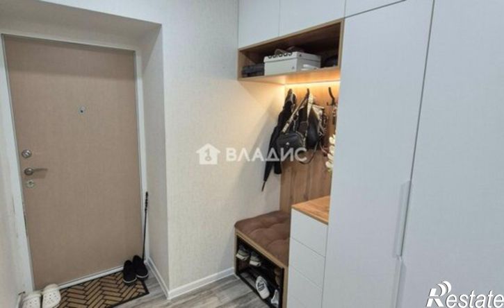 3-комн квартира ул Генерала Глазунова, 17,  д. 17