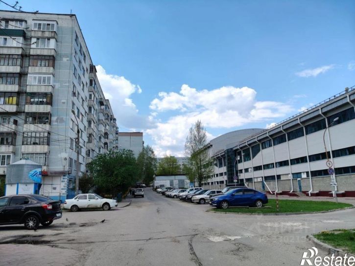 3-комн квартира пр-кт Строителей, 98,  д. 98