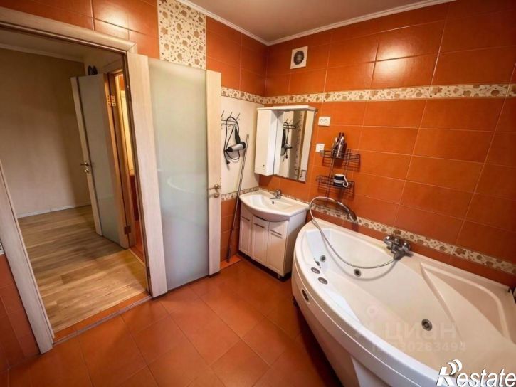 3-комн квартира ул Терновского, 214,  д. 214