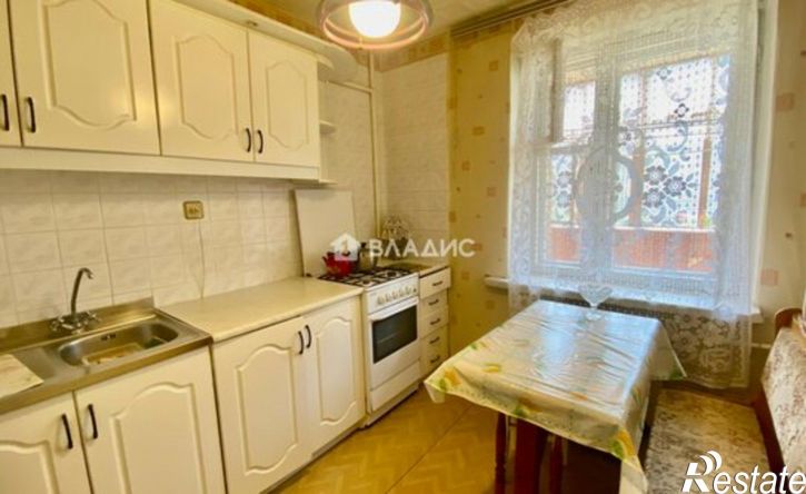 2-комн квартира пр-кт Строителей, 27 А,  д. 27 А,  к. А