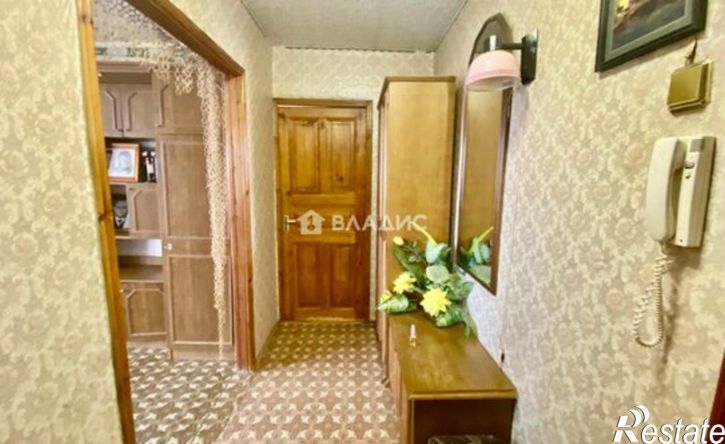 2-комн квартира пр-кт Строителей, 27 А,  д. 27 А,  к. А