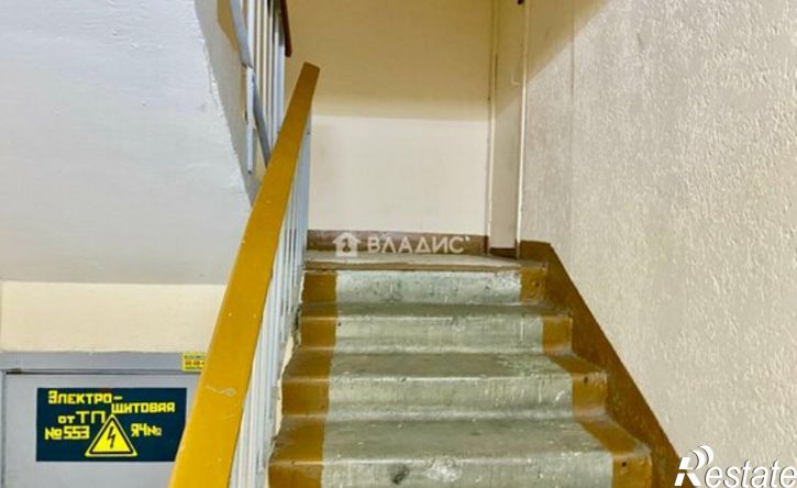 2-комн квартира пр-кт Строителей, 27 А,  д. 27 А,  к. А