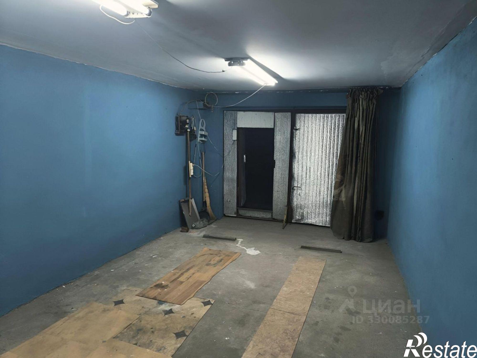 Купить гараж, место в паркинге за 950 004 рублей на ул Антонова, 5Б