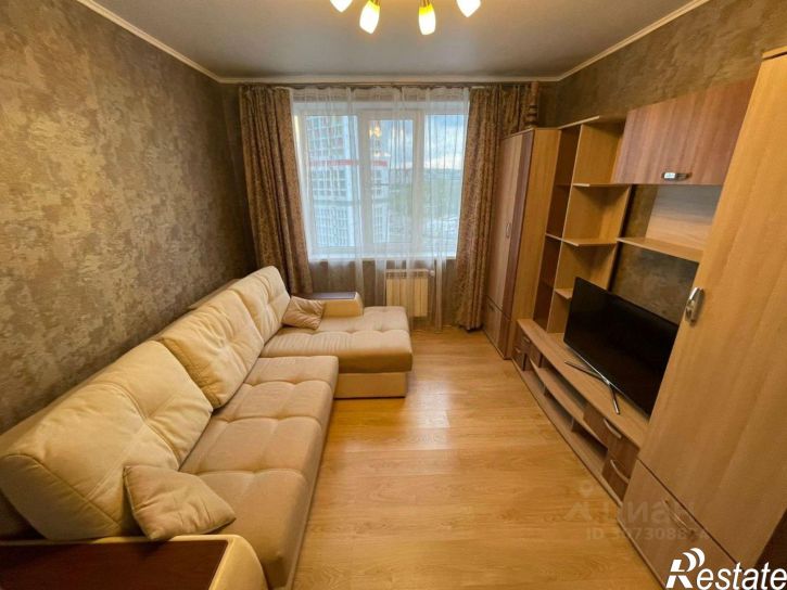 1-комн квартира улица Антонова, 76,  д. 76
