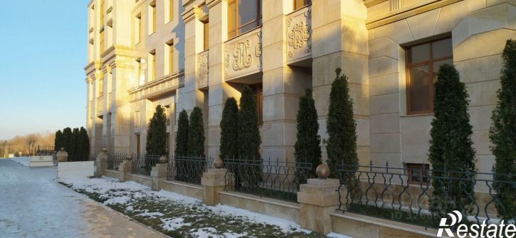 4-комн квартира ул Набережная реки Мойки, 2А,  д. 2А