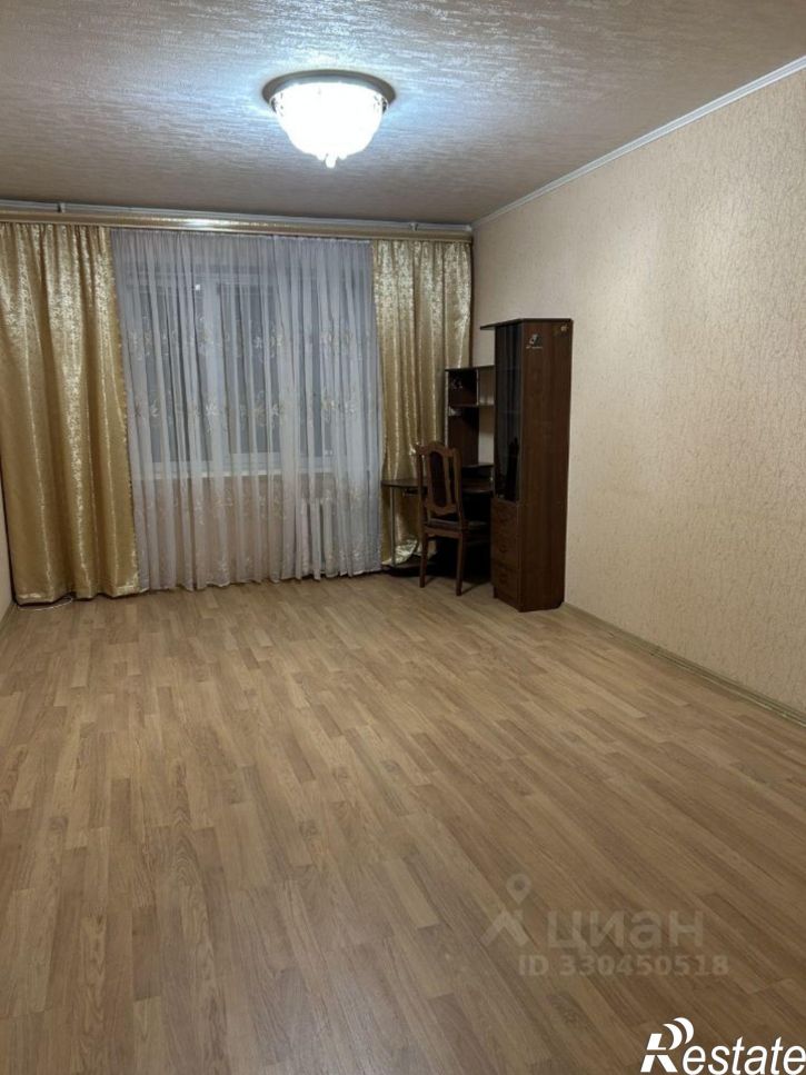 3-комн квартира ул Ладожская, 51А,  д. 51А