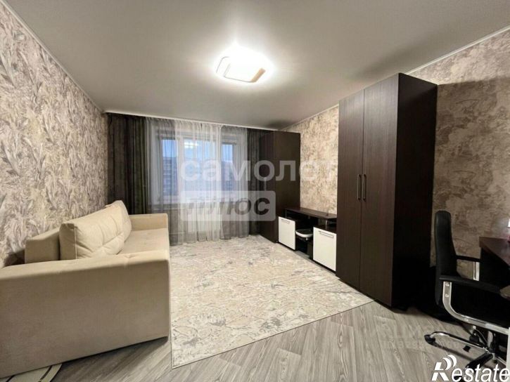 3-комн квартира пр-кт Строителей, 93,  д. 93