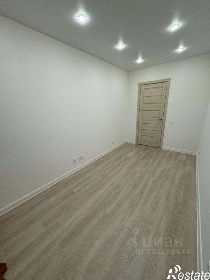2-комн квартира ул Яшиной, 4,  д. 4