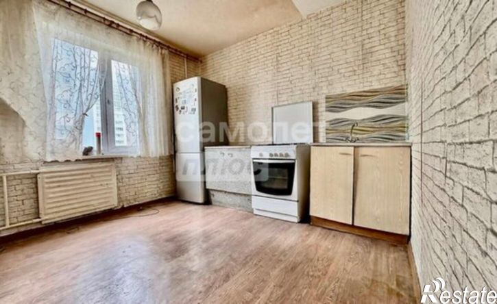 3-комн квартира пр-кт Строителей, 13,  д. 13