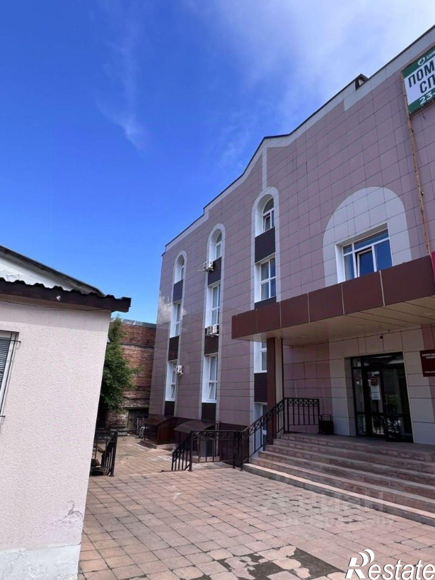Сдать офис, помещение под офис за 16 800 рублей на ул Кирова, 63А