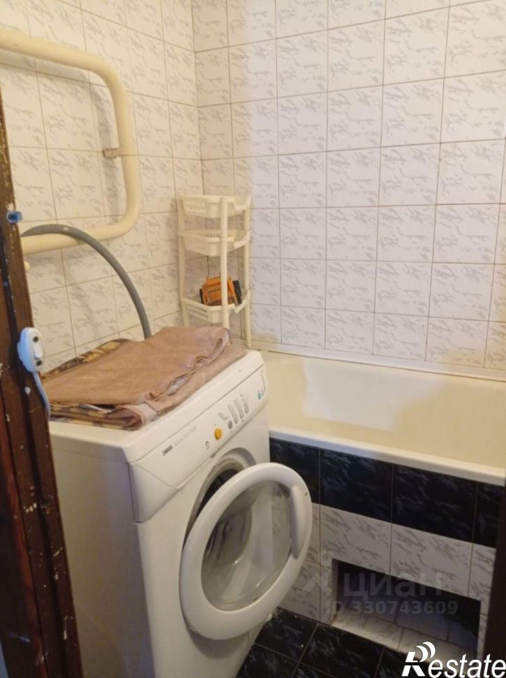 3-комн квартира пр-кт Строителей, 48,  д. 48