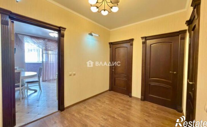3-комн квартира ул Суворова, 159,  д. 159
