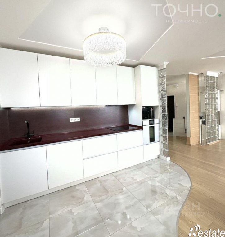 3-комн квартира ул Кулакова, 2,  д. 2