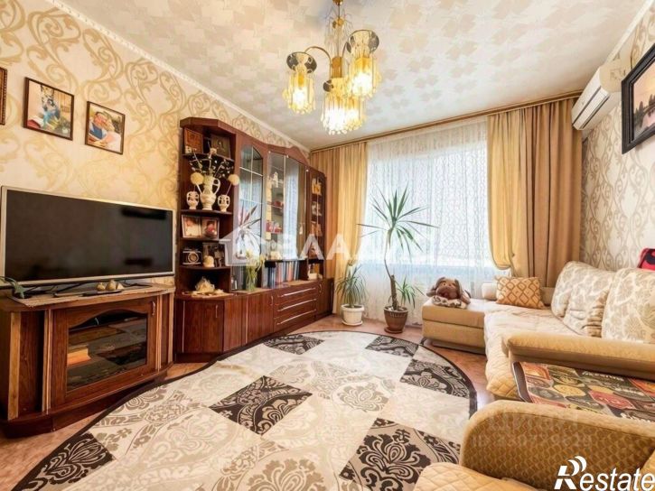 3-комн квартира улица Антонова, 5,  д. 5