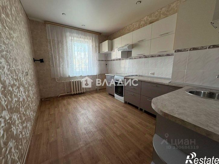 3-комн квартира ул Ладожская, 51А,  д. 51А