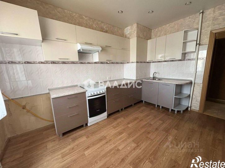 3-комн квартира ул Ладожская, 51А,  д. 51А