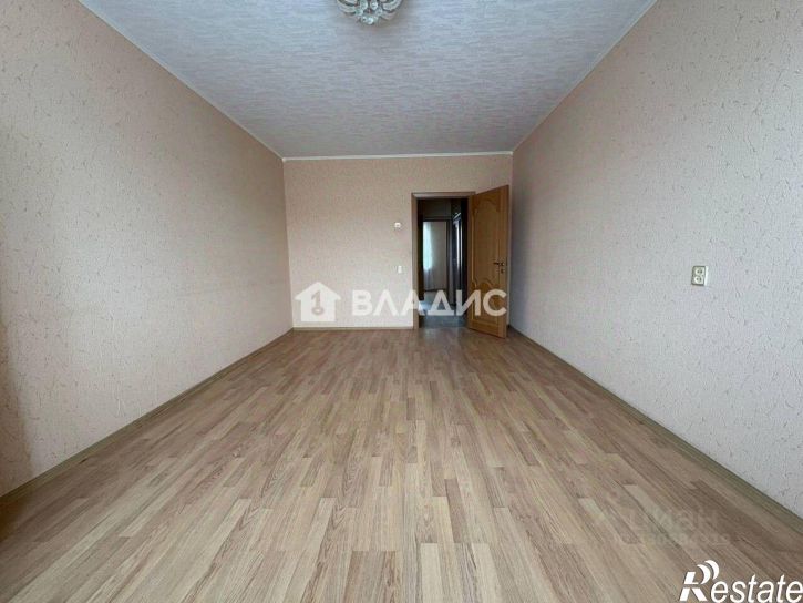 3-комн квартира ул Ладожская, 51А,  д. 51А
