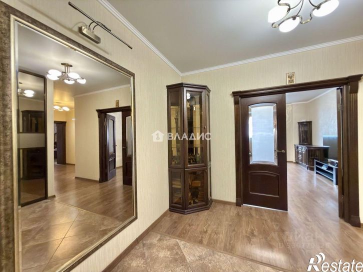 3-комн квартира ул Суворова, 159,  д. 159