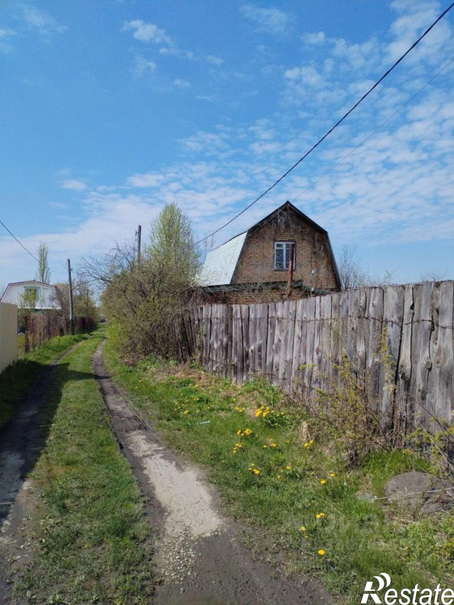 Купить дачу, дом, коттедж за 700 000 рублей на поселок Победа