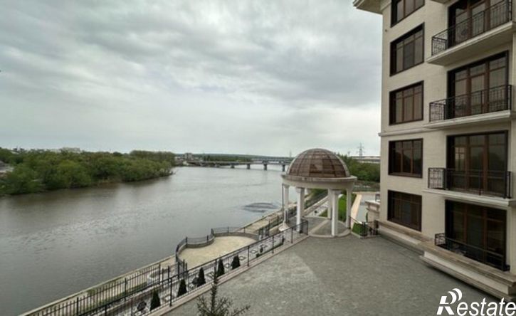 3-комн квартира ул Набережная реки Мойки, 2А,  д. 2А