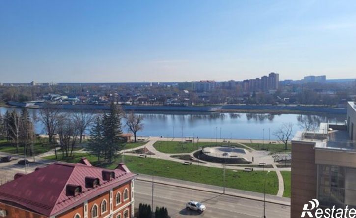3-комн квартира улица Урицкого, 48,  д. 48