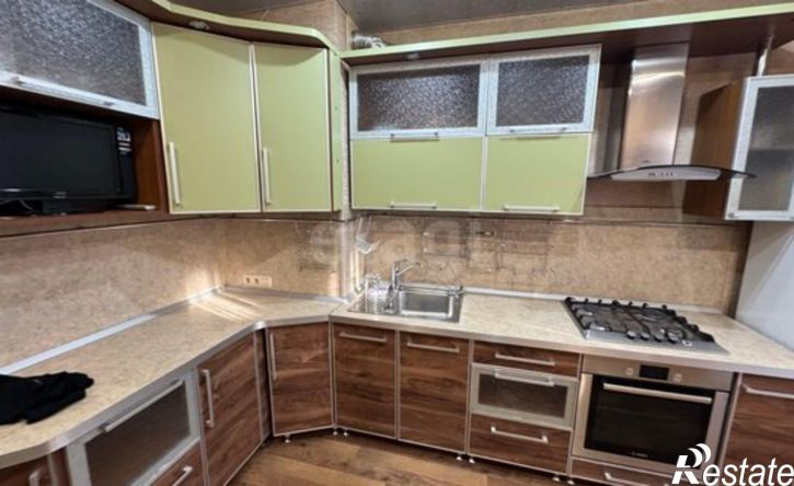 3-комн квартира пр-кт Строителей, 39,  д. 39
