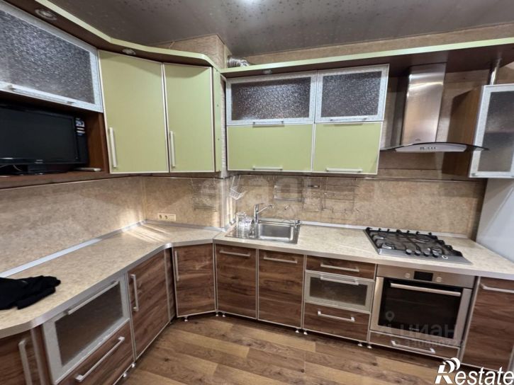 3-комн квартира пр-кт Строителей, 39,  д. 39